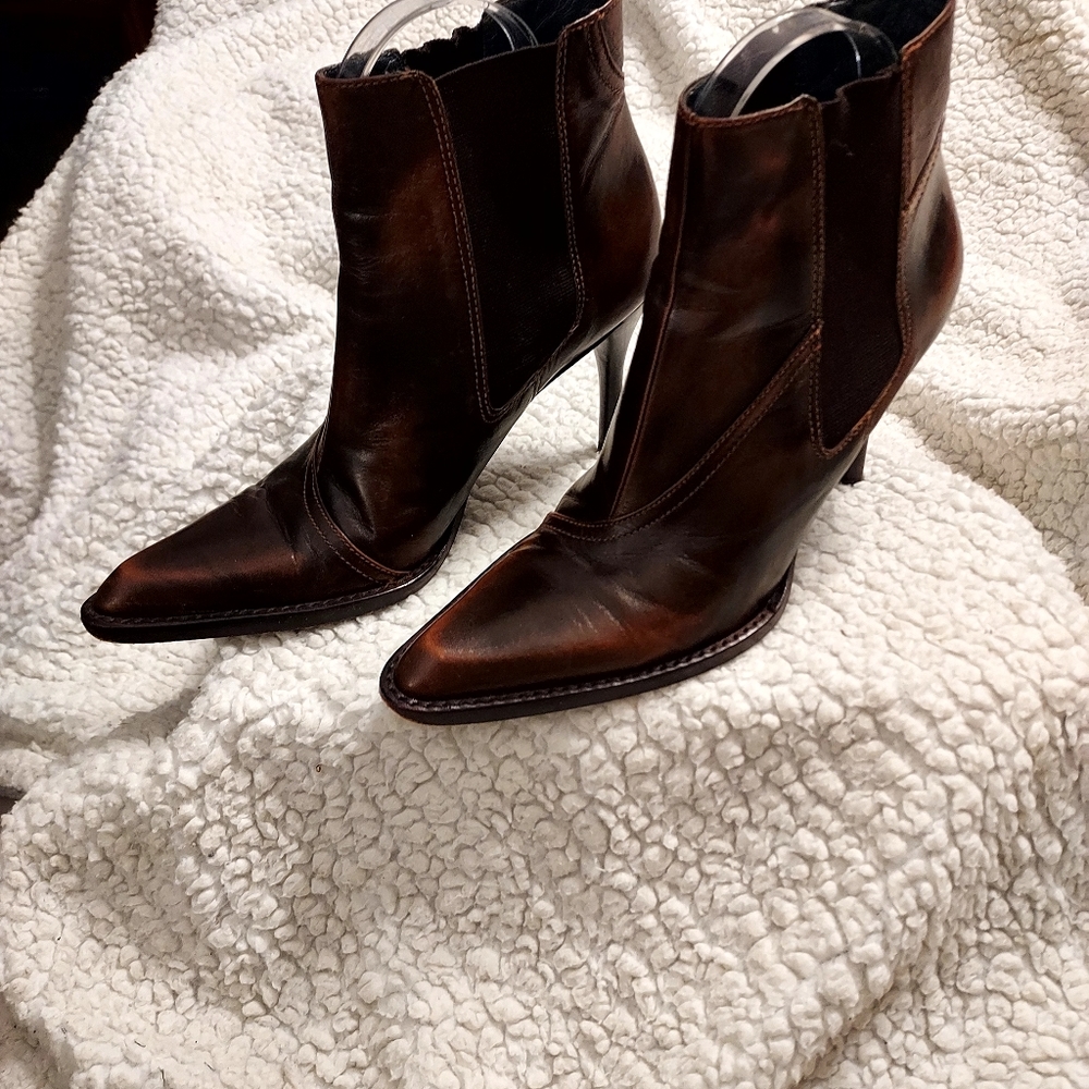 BCBGMaxazria Leather Booties Western Destressed Brown 7 B Western Boho